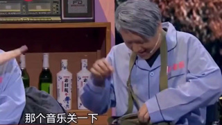 【视频】爆笑小品：张小斐强调搞卫生，潘斌龙不给面子，到处吐痰