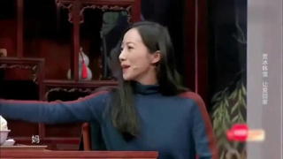 【视频】搞笑小品_韩雪“他姓贾，叫贾水”，贾冰“这是冰，不是水”