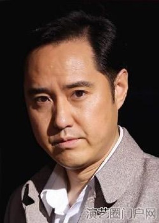 	冯雷翻包街拍植入|冯雷肖像代言商业授权|冯雷淘宝直播18148512918